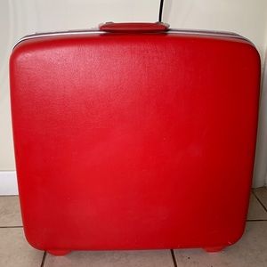 COPY - Vintage red samsonite suitcase near perfect cond.